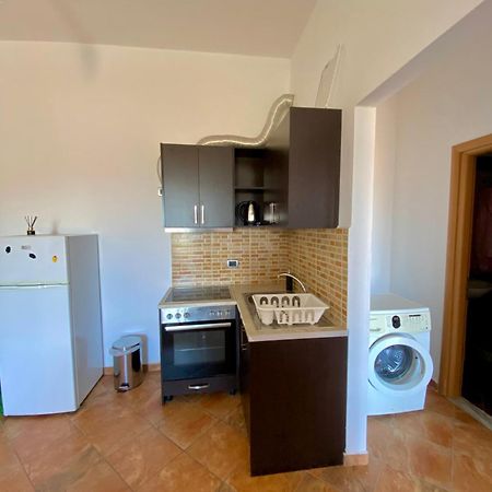 El Rio Apartments Sarandë Buitenkant foto