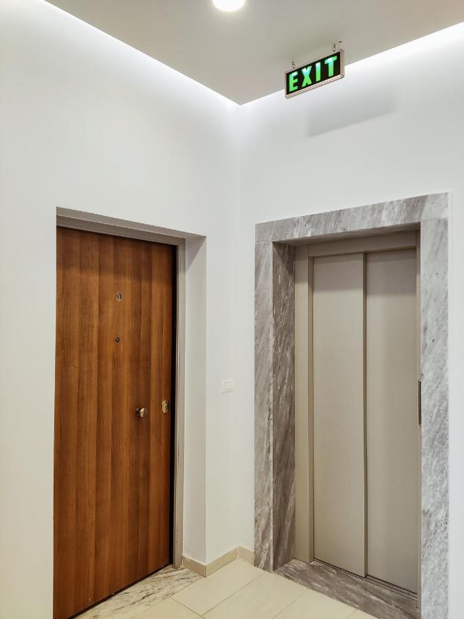 El Rio Apartments Sarandë Buitenkant foto