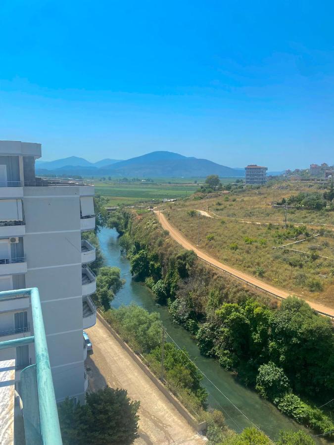 El Rio Apartments Sarandë Buitenkant foto