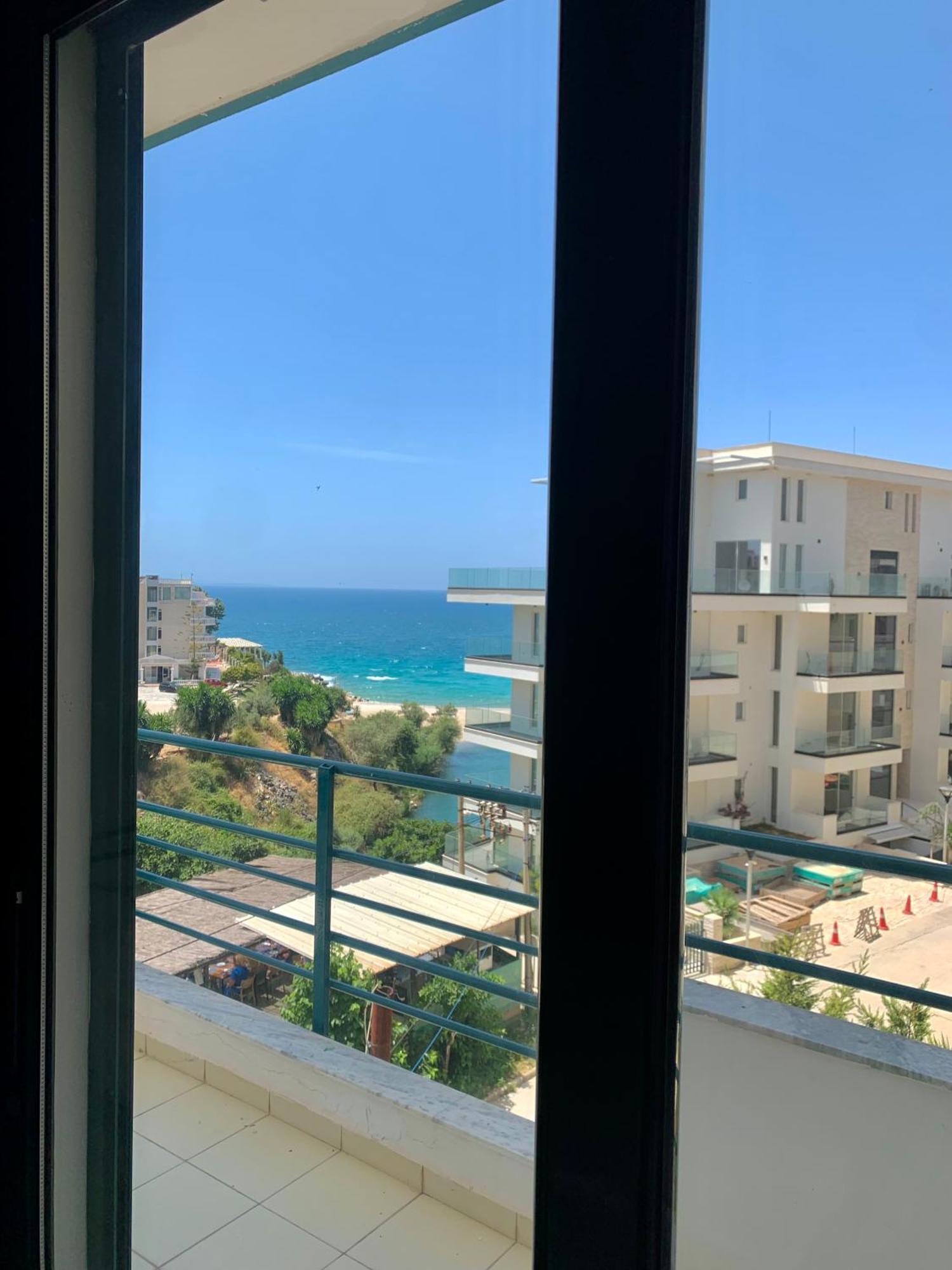 El Rio Apartments Sarandë Buitenkant foto