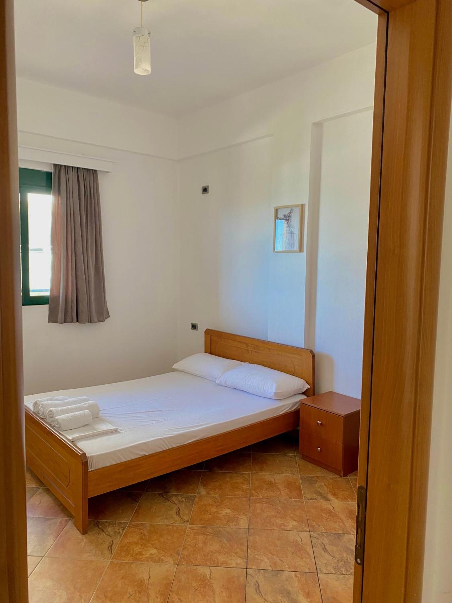 El Rio Apartments Sarandë Buitenkant foto